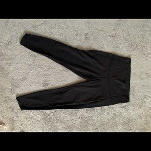 7/8 black lululemon leggings